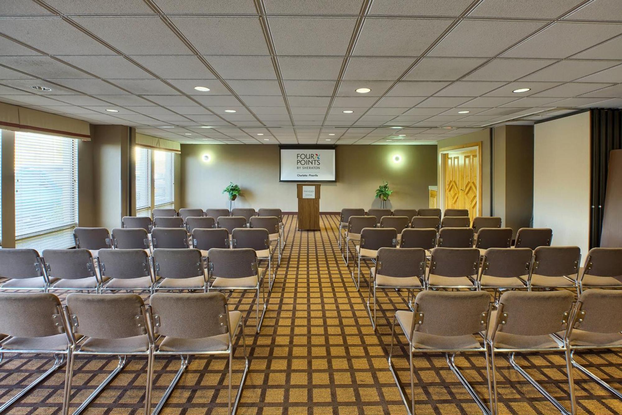 Four Points By Sheraton Charlotte/Pineville Exterior photo